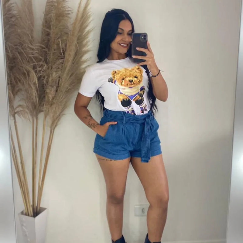 Camiseta Feminina 100% Algodão T-shirt Estampada Urso Ted Patins – Estilo, Conforto e Praticidade FRETE GRATES